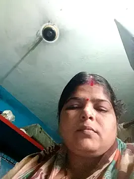 Stripchat Sex Cam of hot_bhabi1