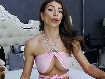 Stripchat Sex Cam of LaraDivine
