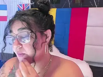 Stripchat Watch Live Sex Cams of Reginavegaa