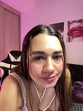 Stripchat Free Porn Cam of saray_mendozaa