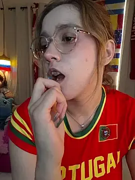 Stripchat Watch Live Sex Cams of NaomiShimizu