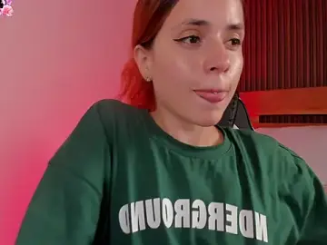 Stripchat Live Sex Cam of alliss_ginger_