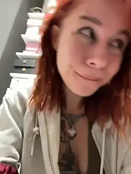 Stripchat Live Porn of RosieDesire