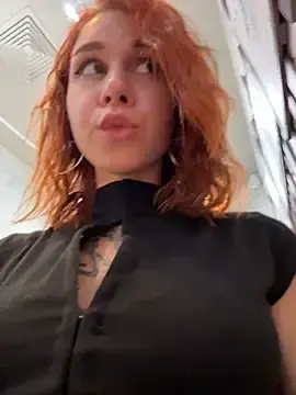 Stripchat Free Porn Cam of RosieDesire