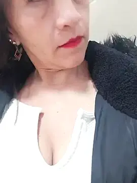 Stripchat Live Sex Cam of Vely_