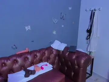 Stripchat Live Porn of Kaira_mosse