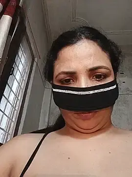 Stripchat Adult Webcam of HotAishaa