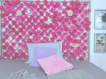 Stripchat Adult Webcam of emmyrouse_