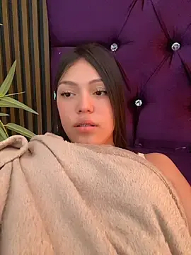 Stripchat Free Porn Cam of thalia_ec
