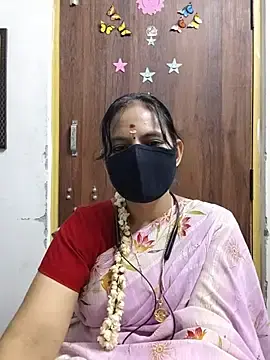 Stripchat Free Live Porn of Tamil_white_beauty