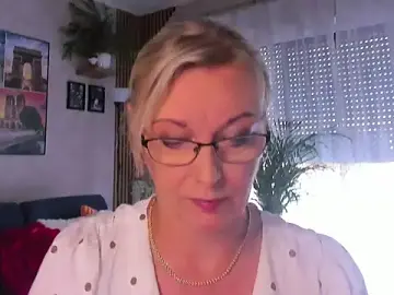 Stripchat Live Sex Cam of vanessa_chat