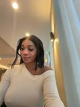 Stripchat Free Live Porn of ___Nessa