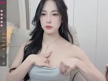 Stripchat Live Sex Cam of uuxiaocai