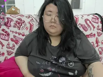 Stripchat Free Live Porn of Nadine_asian