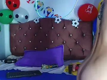 Stripchat Adult Webcam of Yandal_Iris