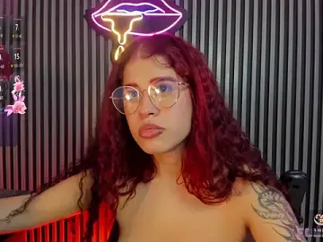 Stripchat Free Porn Cam of Valka_teen1