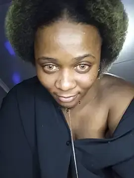 Stripchat Nude Webcam of CocoBootyyy