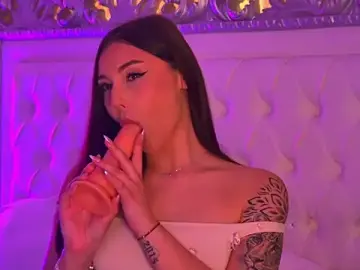 Stripchat Sex Cam of LexyBank