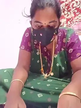 Stripchat Sex Cam of tamilratchasii