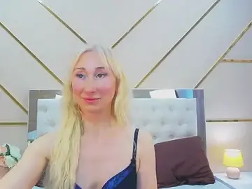 Stripchat Live Porn of KissDreamm