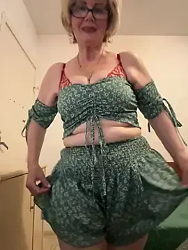 Stripchat Live Sex of AngelBlonda