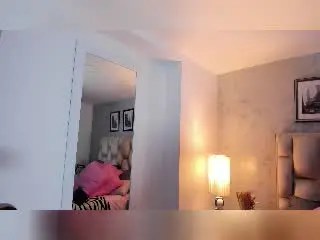 Xlovecam Adult Video Chat of SyraPalmer
