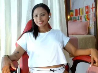 Xlovecam Live Sex Cam of DianaRein
