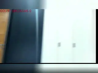 Xlovecam Sex Cam of ArianaRoussel