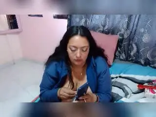Xlovecam Sex Chat of FabritziaPiel