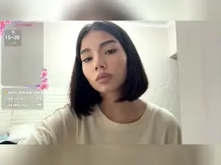 Xlovecam Sex Chat of LaurineNghiem