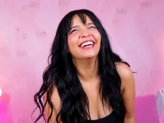 Xlovecam Free Porn Cam of InnocenthaZel