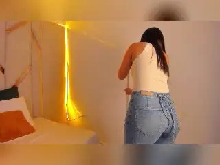 Xlovecam Live Sex Cam of MiiaPalmer