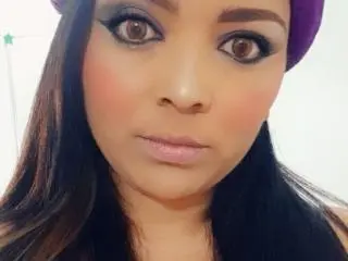 Xlovecam Live Sex of NadiaBaudX