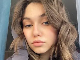 Xlovecam Watch Live Sex Cams of SalinaLabauve