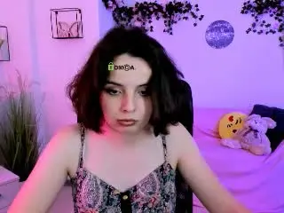Xlovecam Free Porn Cam of LiaOneMia