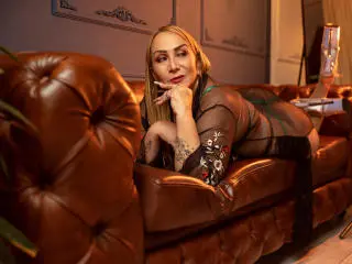 Xlovecam Sex Cam of DianeOasis