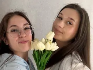 Xlovecam Live Sex Cam of EffieOjala