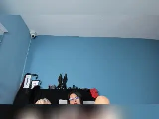 Xlovecam Free Live Porn of DonnaJones