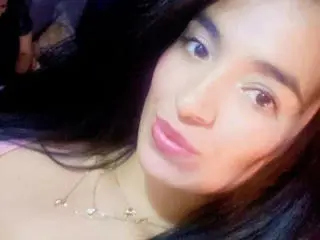 Xlovecam Adult Video Chat of HeraDiosa