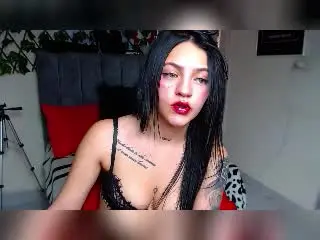 Xlovecam Adult Video Chat of ViolettaSquirt