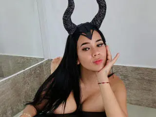 Xlovecam Nude Webcam of SolStephanny