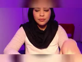 Xlovecam Free Porn Cam of Shalyn