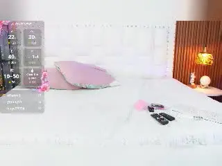 Xlovecam Free Live Porn of KhloeGarciaX