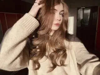 Xlovecam Free Porn Cam of LauraleePenderel