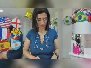 Xlovecam Free Live Porn of MaraRoberttss