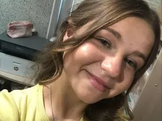 Xlovecam Adult Webcams of CaroylnPazmino